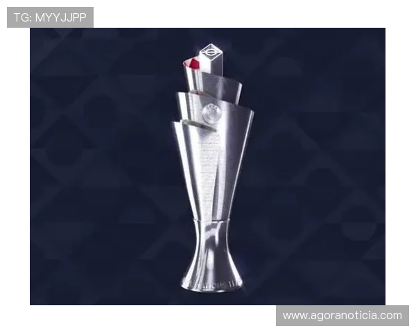 欧国联决赛圈奖杯