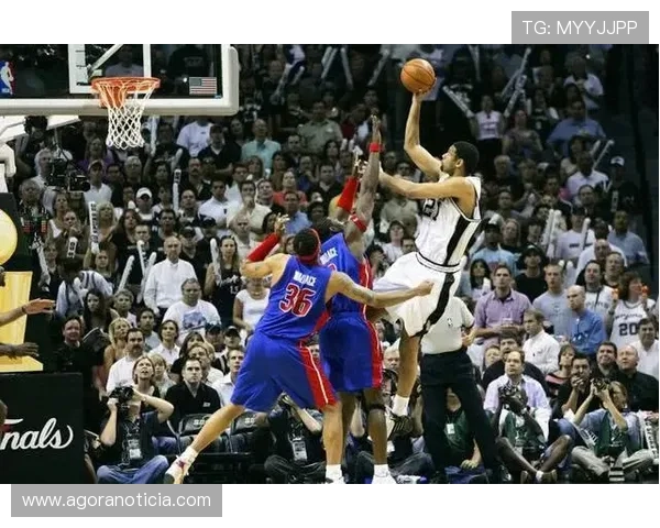 切特·霍姆格伦挡拆拉开空间提升得分效率明显优于赛季初